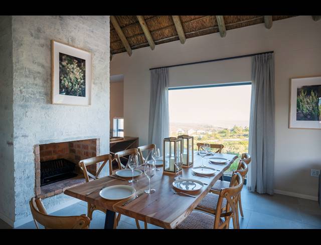 3 BEDROOM VILLA FOR SALE IN SHARK BAY ESTATE